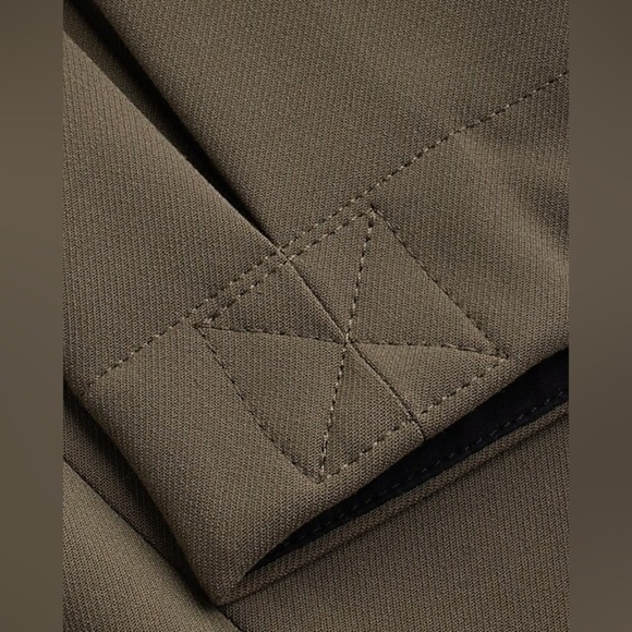 Express Super High Waisted Belted Cargo Pant - Picture 16 of 16